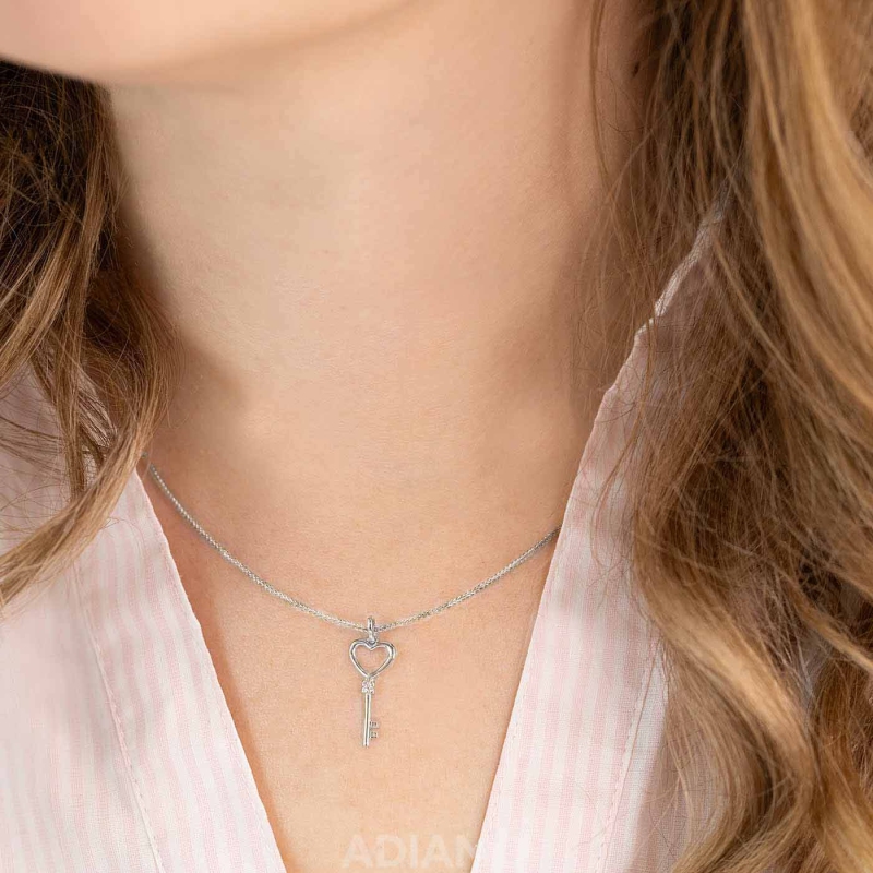 Zawieszka kluczyk z diamentami (P39905 W) - zdjęcie: 2