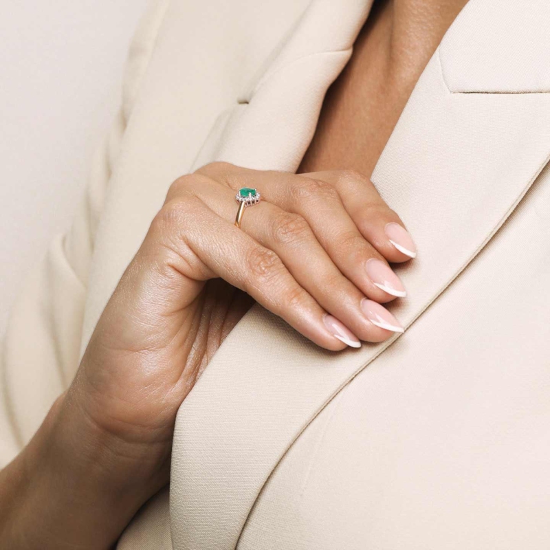 Pierścionek ze szmaragdem i diamentami (R37507 YW EM): 7 - zdjęcie: 3