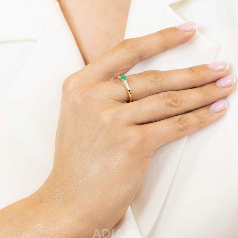 Pierścionek ze szmaragdem i diamentami (R78035 YW EM): 7 - zdjęcie: 2