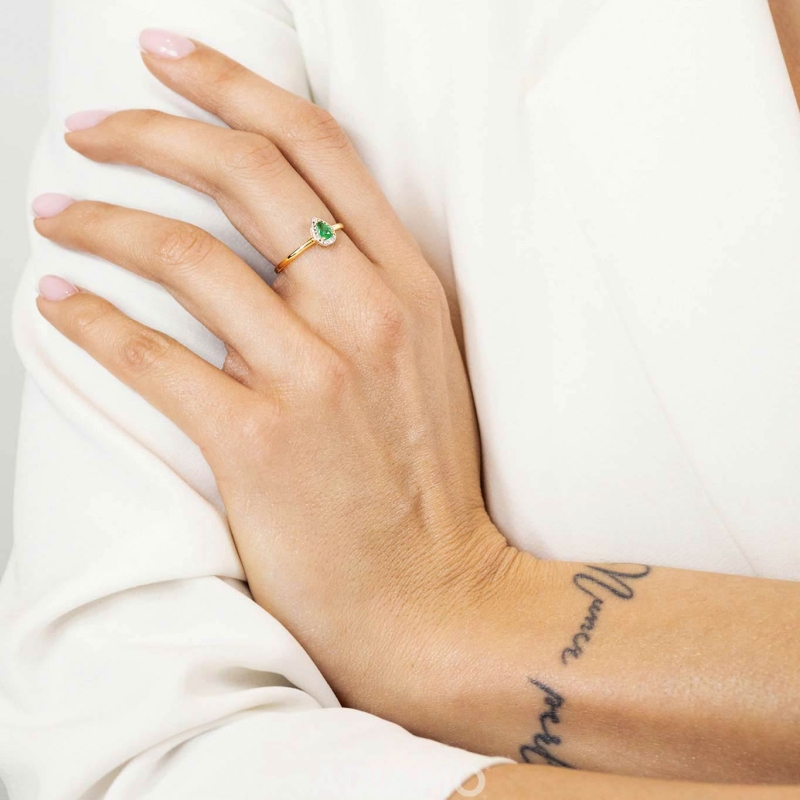 Pierścionek ze szmaragdem i diamentami (R69348 Y EM): 10 - zdjęcie: 2