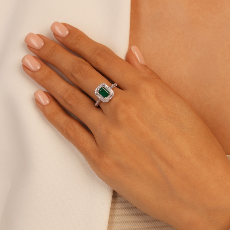 Pierścionek ze szmaragdem i diamentami (R101936 Y EM): 14 - zdjęcie: 2