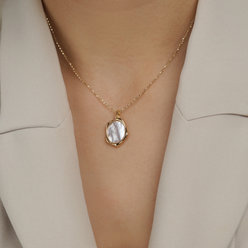 Zawieszka srebrna pozłacana z masą perłową (P100867 Y WMP 925) - zdjęcie: 2