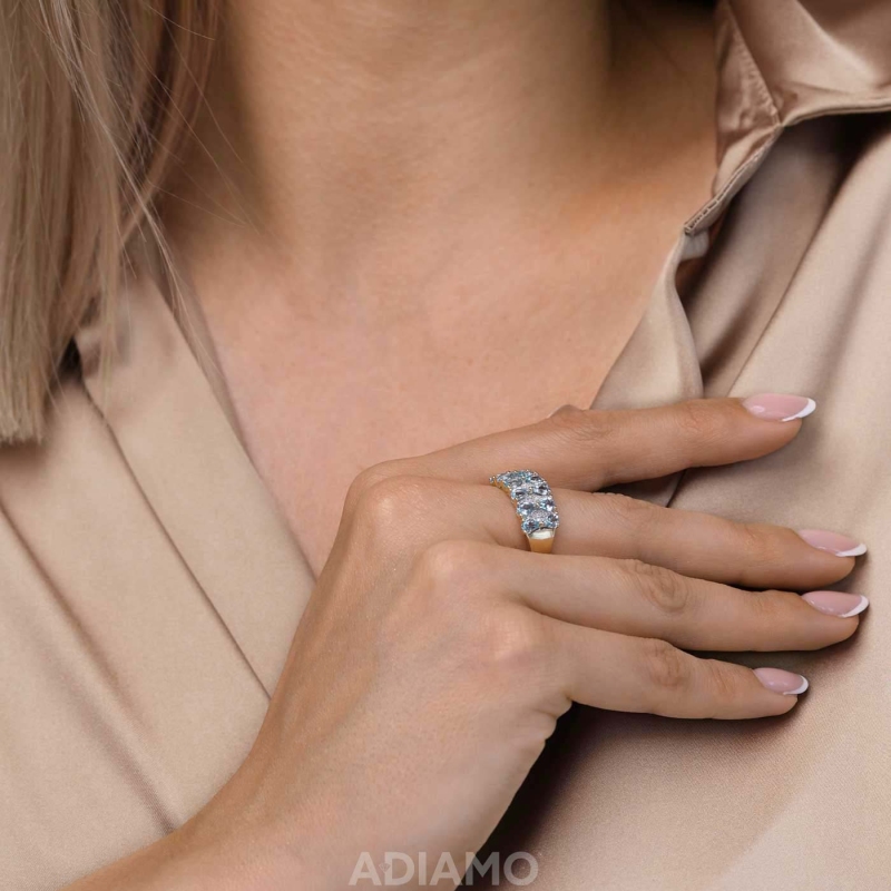 Pierścionek z niebieskimi topazami i diamentami (R93895 Y BT): 15 - zdjęcie: 4