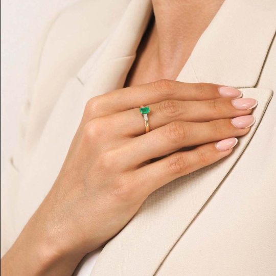 Pierścionek ze szmaragdem i diamentami (R84147 Y EM): 8