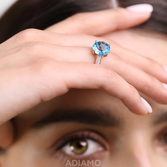 Pierścionek z niebieskim topazem i diamentami (R41126 Y BT): 8