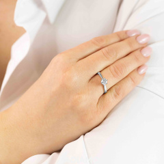 Pierścionek z diamentem (R39803 W 0,40ct)