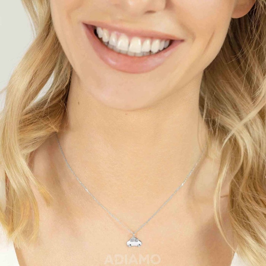 Naszyjnik samochodzik z diamentami (N09555 W S)