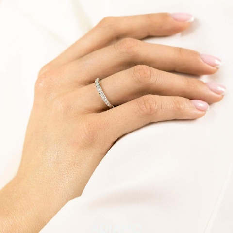 Obrączka ślubna z diamentami,  (R60607 W 0,20ct)
