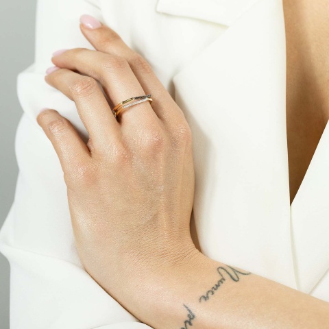 Pierścionek z czarnymi diamentami i diamentami (R74385 Y BD)