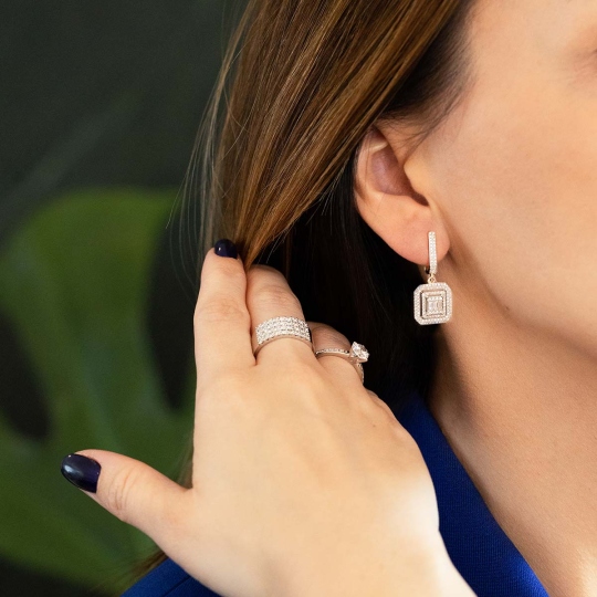 Kolczyki z diamentami (E84316 Y A)