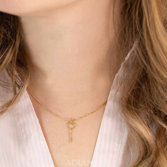 Zawieszka kluczyk z diamentami (P39905 Y)