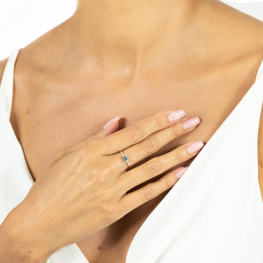 Pierścionek z niebieskim topazem i diamentami (R78482 Y BT): 9