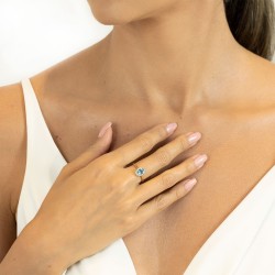 Pierścionek z niebieskim topazem i diamentami R62898 Y: 13 - zdjęcie: 3