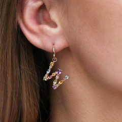 Kolczyki literka W z kamieniami naturalnymi (E85068 Y S)