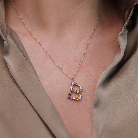 Zawieszka literka B z kolorowymi kamieniami (P85061 Y)