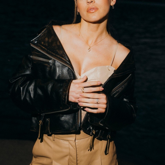 Pierścionek pancerka z diamentami (R93410 Y): 15