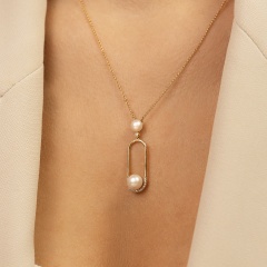 Naszyjnik z perłami i diamentami (N11879 Y PL)