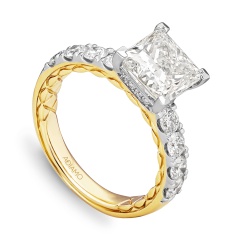 Pierścionek z diamentami laboratoryjnymi