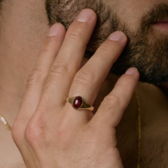 Sygnet złoty z granatem (R97688 Y GT)