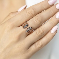 Pierścionek z niebieskimi i białymi topazami (R98871 R BT,WT): 16 - zdjęcie: 3