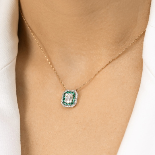 Naszyjnik ze szmaragdami laboratoryjnymi (N12235 Y G LGEM)