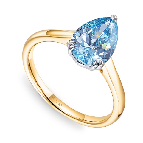 Pierścionek z niebieskim diamentem laboratoryjnym