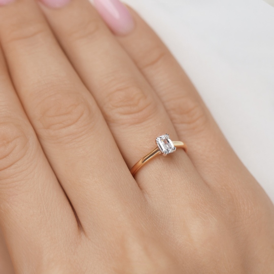 Pierścionek z diamentem laboratoryjnym (R96116 0,53ct YW LGD)