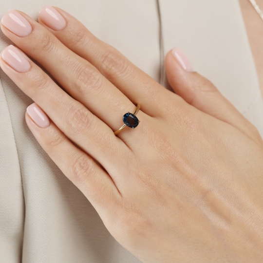 Pierścionek z london blue topazem