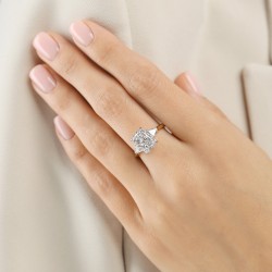 Pierścionek z diamentami laboratoryjnymi w szlifie radiant (R100735 YW LGD 3,00ct) - zdjęcie: 3