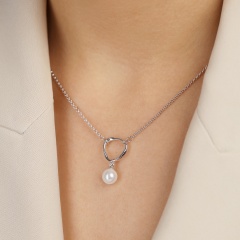 Naszyjnik srebrny z perłą (N12640 W PL 925)