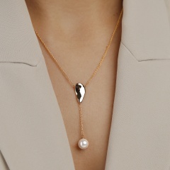 Naszyjnik srebrny pozłacany z perłą (N12642 Y PL 925)