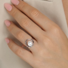 Pierścionek srebrny z perłą (R100868 W PL 925)