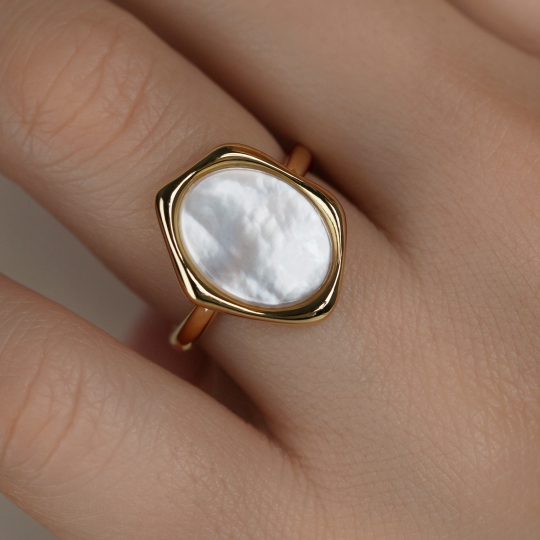 Pierścionek srebrny pozłacany z masą perłową (R100867 Y WMP 925): 13