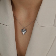 Zawieszka srebrna - serce (P100865 W 925)