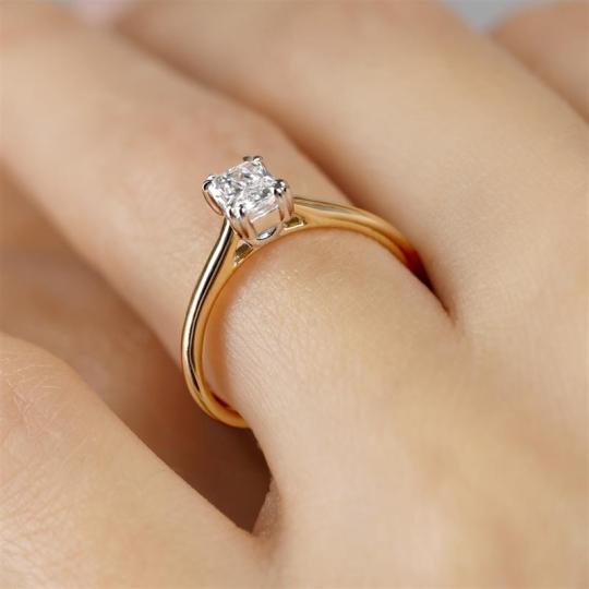 Pierścionek z diamentami laboratoryjnymi (R100580 YW LGD 0,51ct): 10