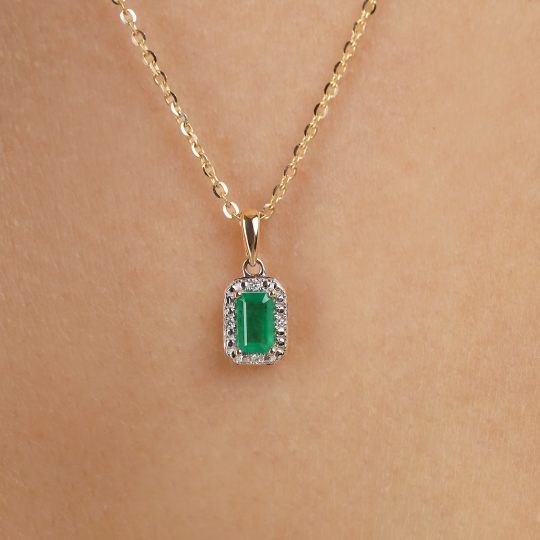 Zawieszka ze szmaragdem i diamentami (P69346 Y EM)