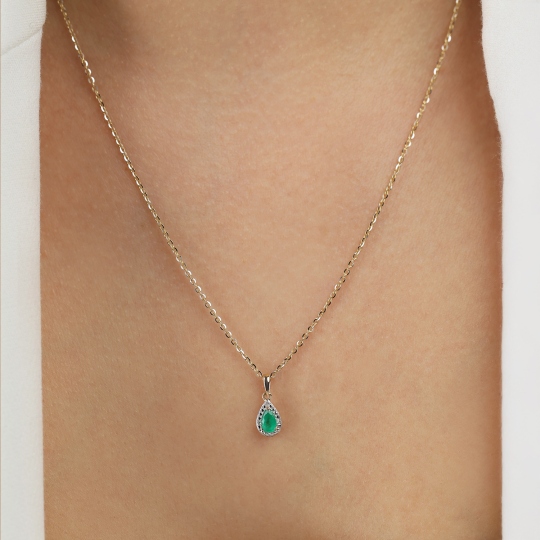 Zawieszka ze szmaragdem i diamentami (P69348 Y EM)