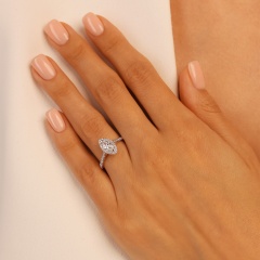 Pierścionek z diamentami laboratoryjnymi (R95582 YW LGD 0,52ct)