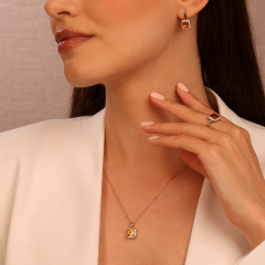 Zawieszka z żółtego złota z cytrynem w szlifie kwadratowym i diamentami zakutymi dookoła (P77951 Y CT)